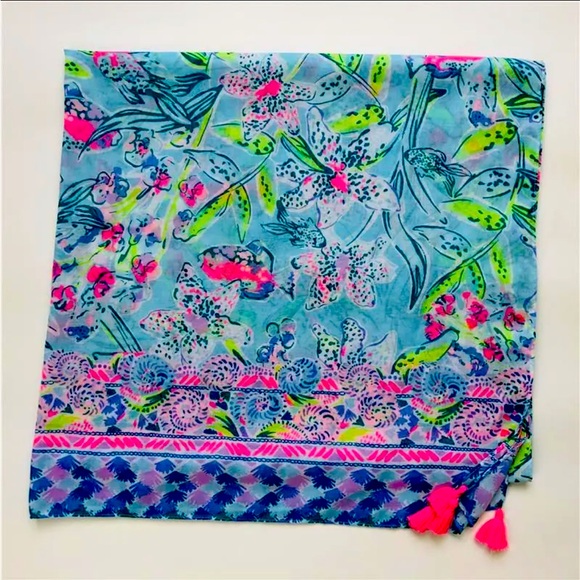 RARE LILLY PULITZER RESORT
SCARF WRAP LILLIAN
OVERSIZED BLANKET
ENGINEERED WRAP - Picture 5 of 5